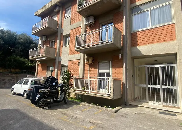 Guest House Cefalu * Чефалу